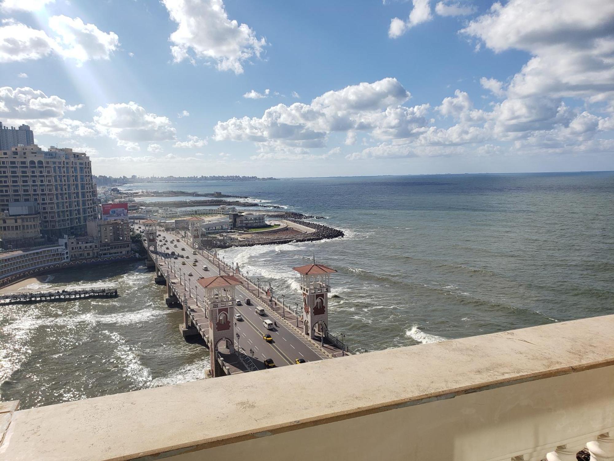 Stanley Bridge Apartment Alexandria